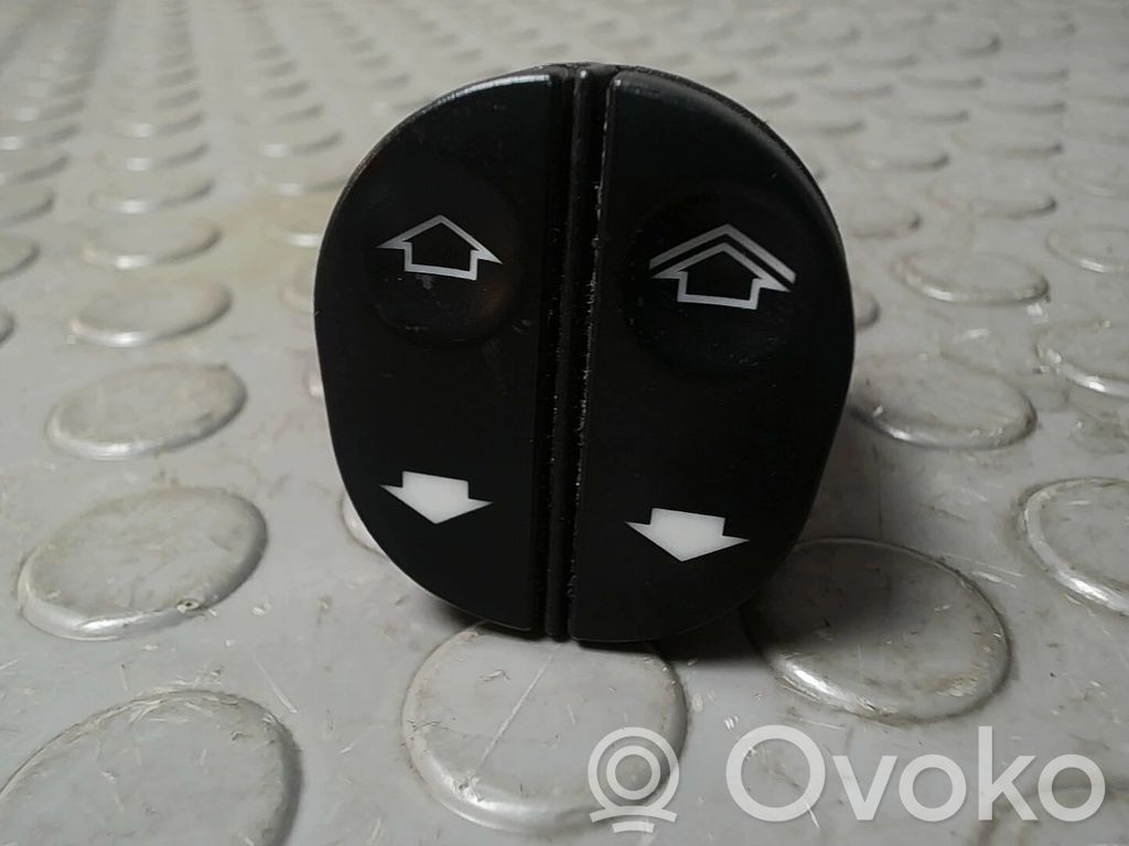 Ford Fiesta Electric window control switch 