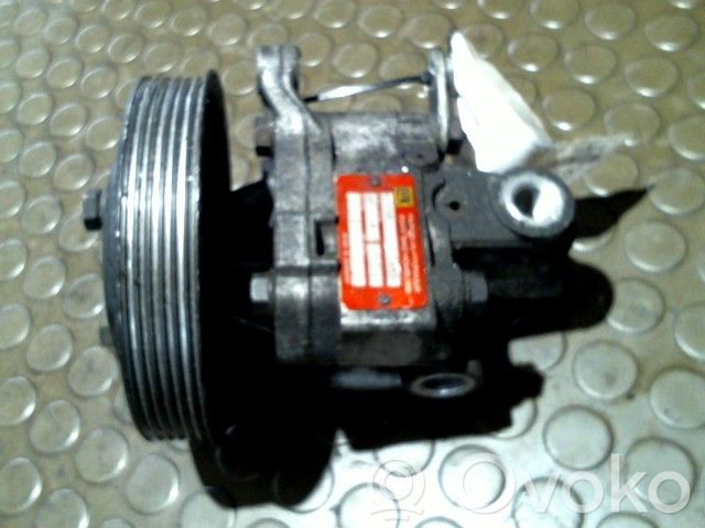 BMW 3 E36 Power steering pump 
