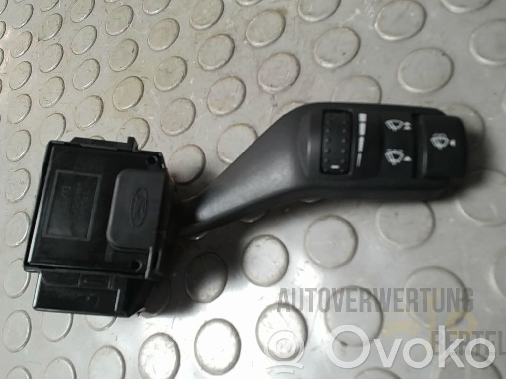 Pyyhkijän vipu   1350066,NICHTZUTREFFEND