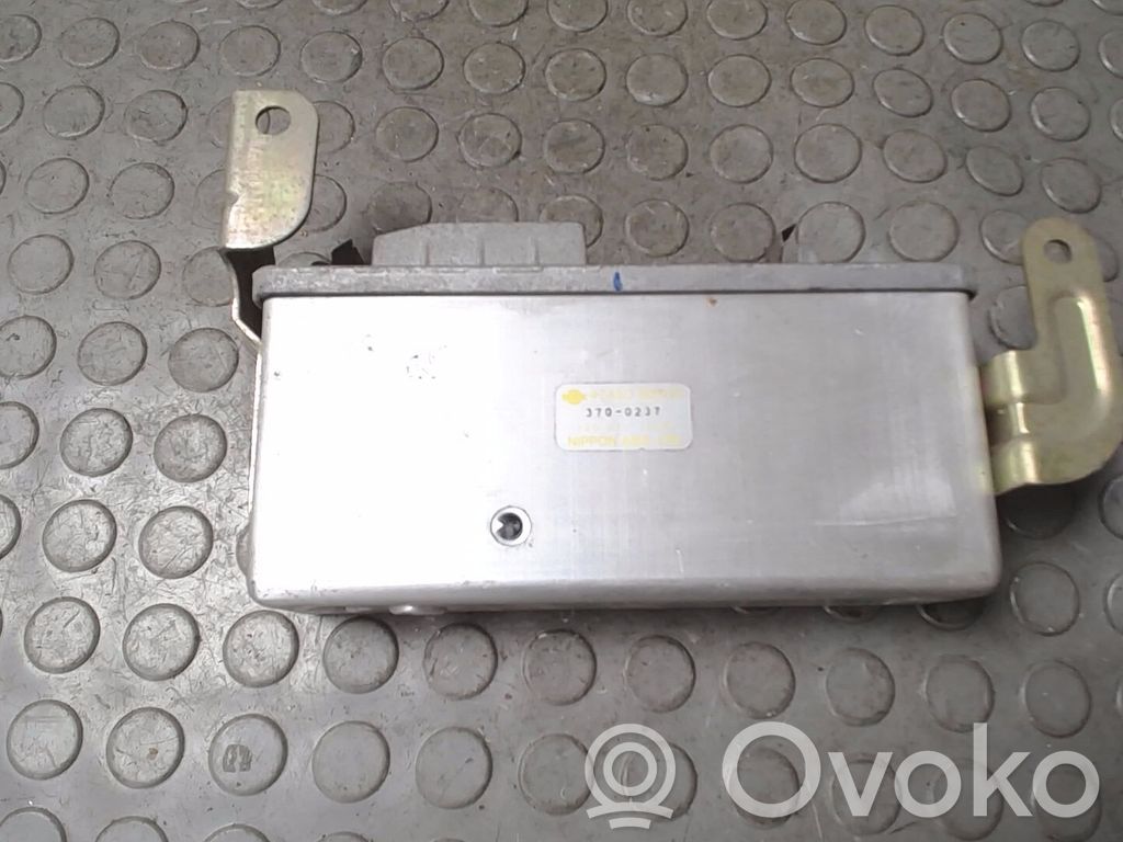 Nissan Primera Unidad de control/módulo del ABS 
