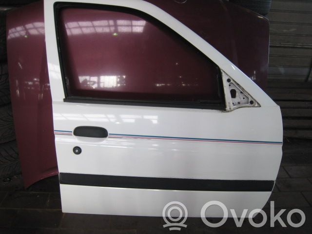 Ford Escort Priekinės durys 