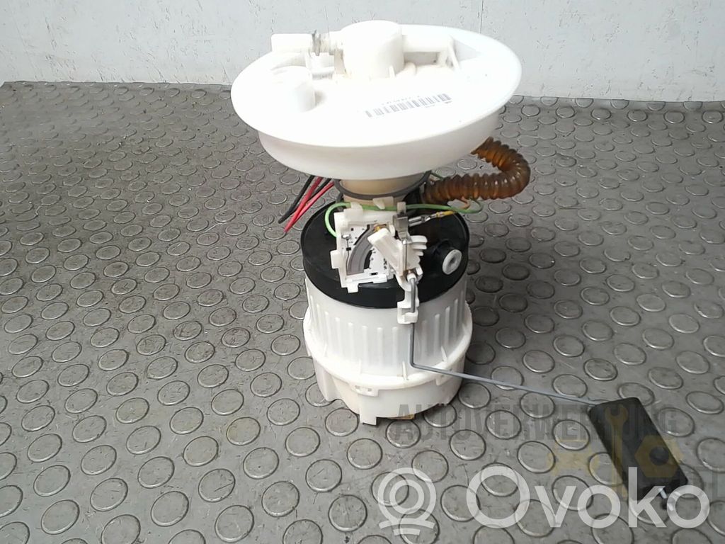 Ford Focus C-MAX Bomba interna de combustible 