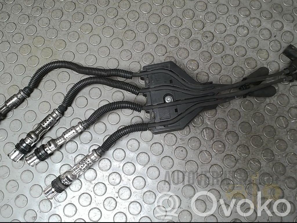 Volkswagen Golf VI Conectores para la bujía