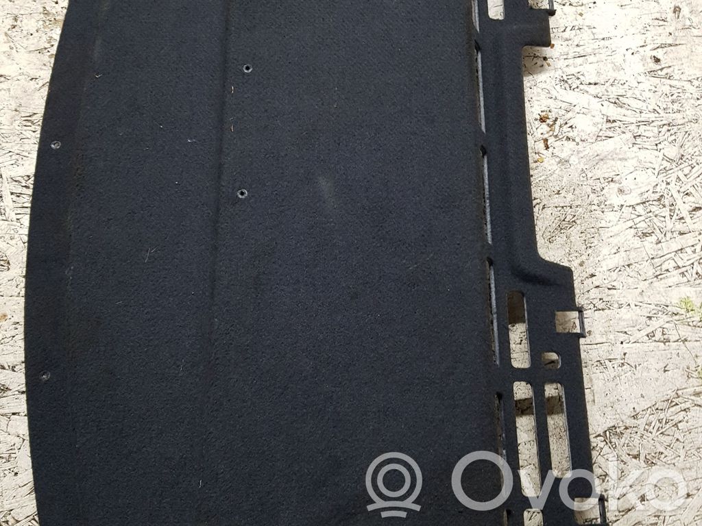 Parcel shelf