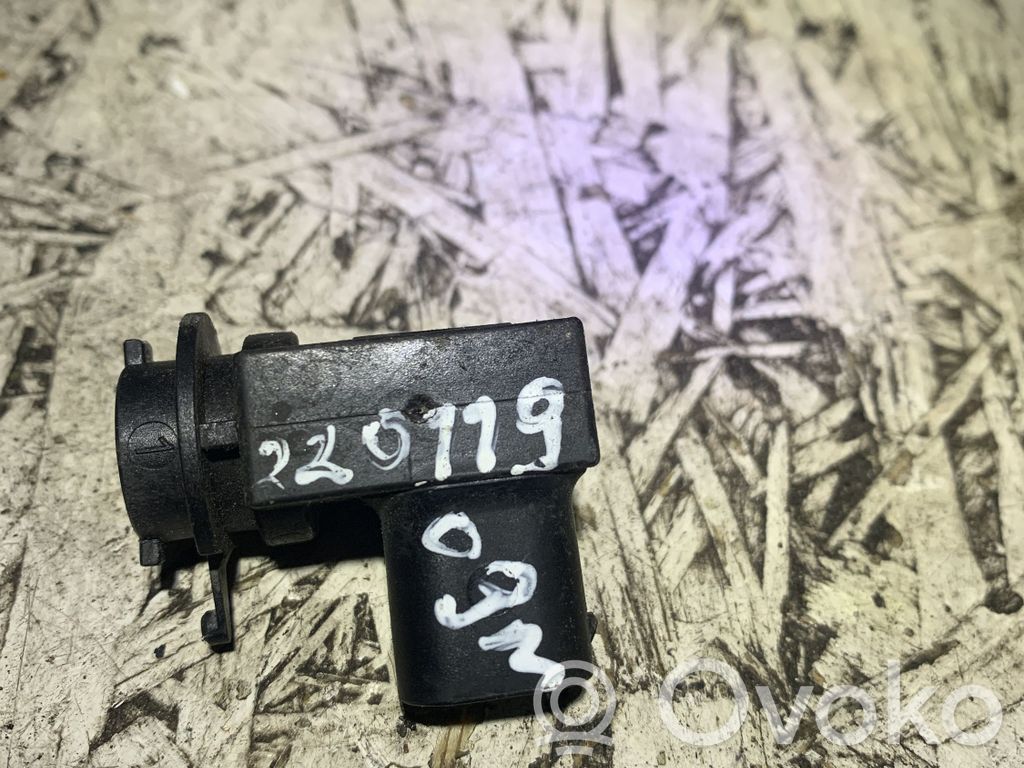 Outside/exterior temperature sensor   913660701