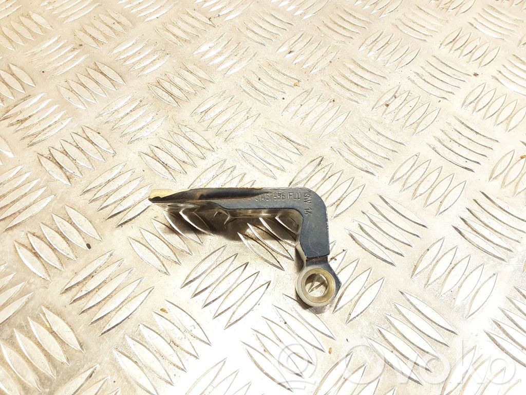 Volvo V60 Front door upper hinge 