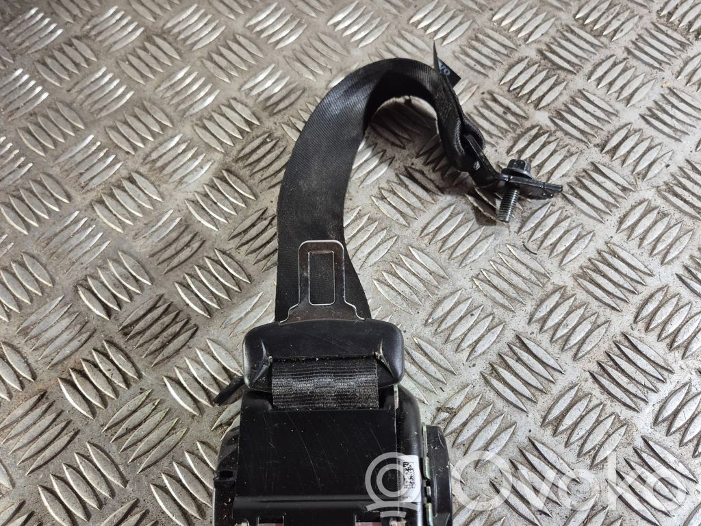 Volvo S60 Cinturón trasero 