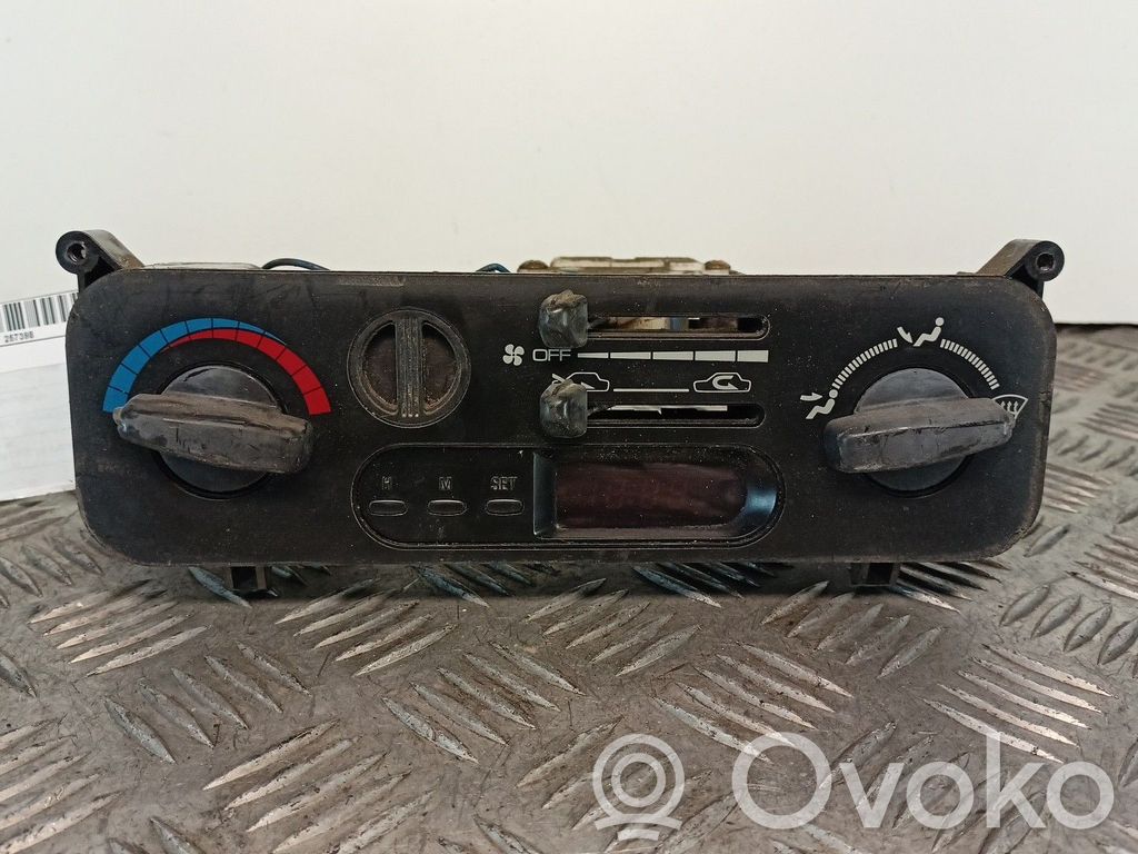 Mitsubishi Mirage V CJO Climate control unit 