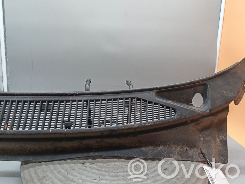 Hyundai Pony Wiper trim 