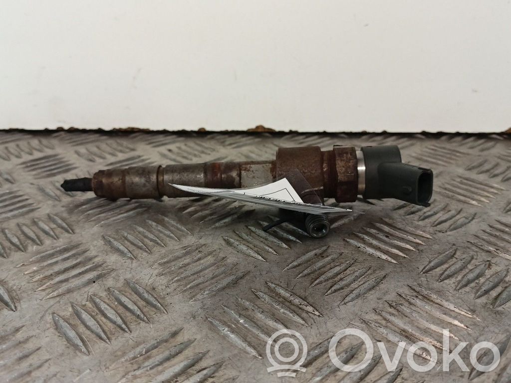 Inyector de combustible   0445110019
