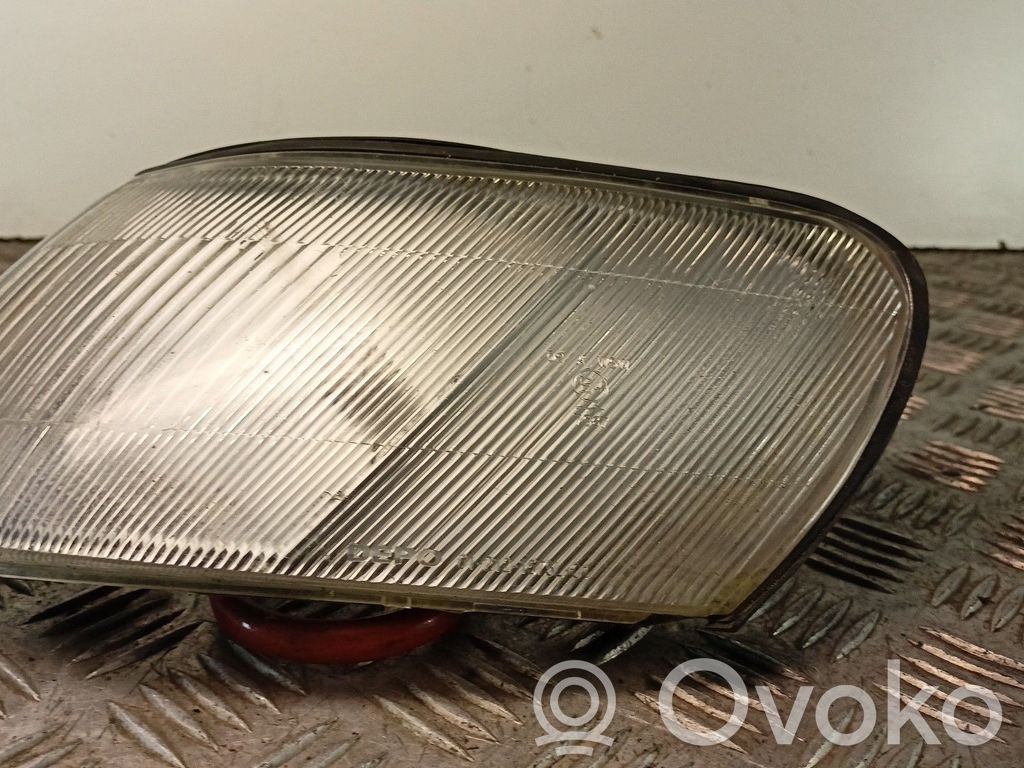 Toyota Corolla E110 Blinker vorne Stoßstange 