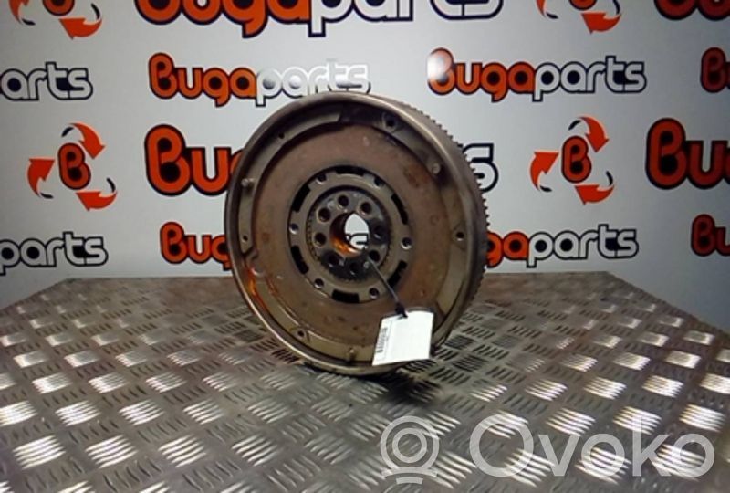 Volant moteur   204D1