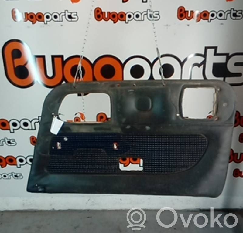 Peugeot 106 Обшивка передней двери 