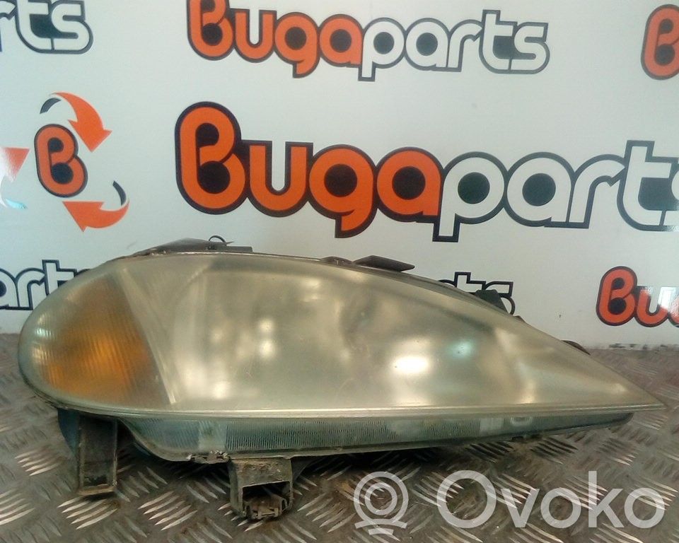 Priekšējais lukturis   7700427870D,VALEO