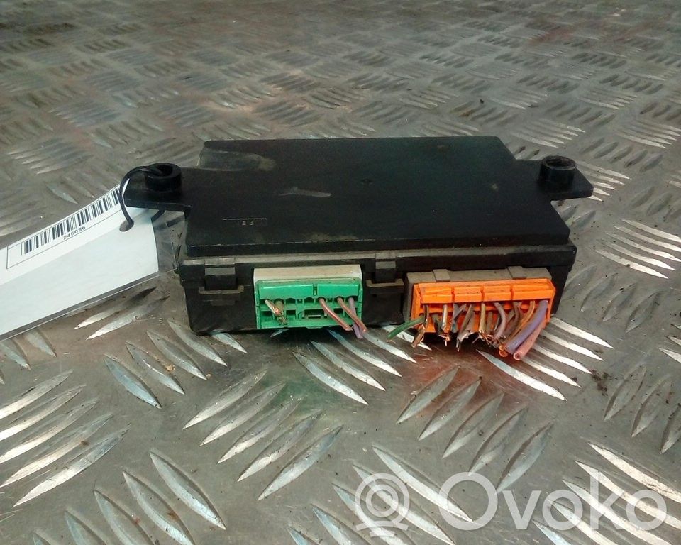 Užvedimo- blokavimo rėlė   YWC106240,52010494C