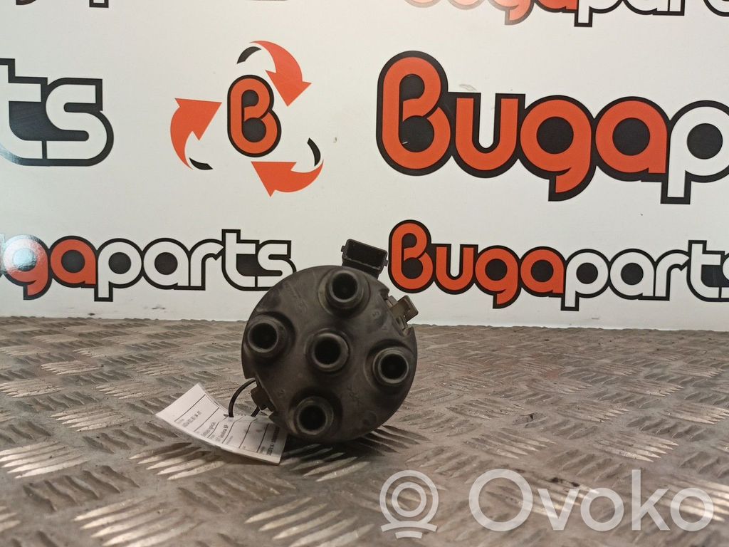Audi A4 S4 B5 8D Zündverteiler 