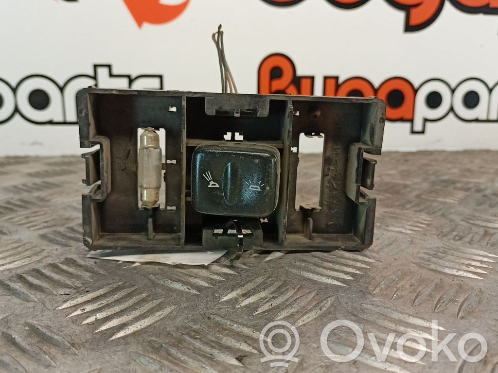Headlining lighting console trim   7700838455,SCINTEX