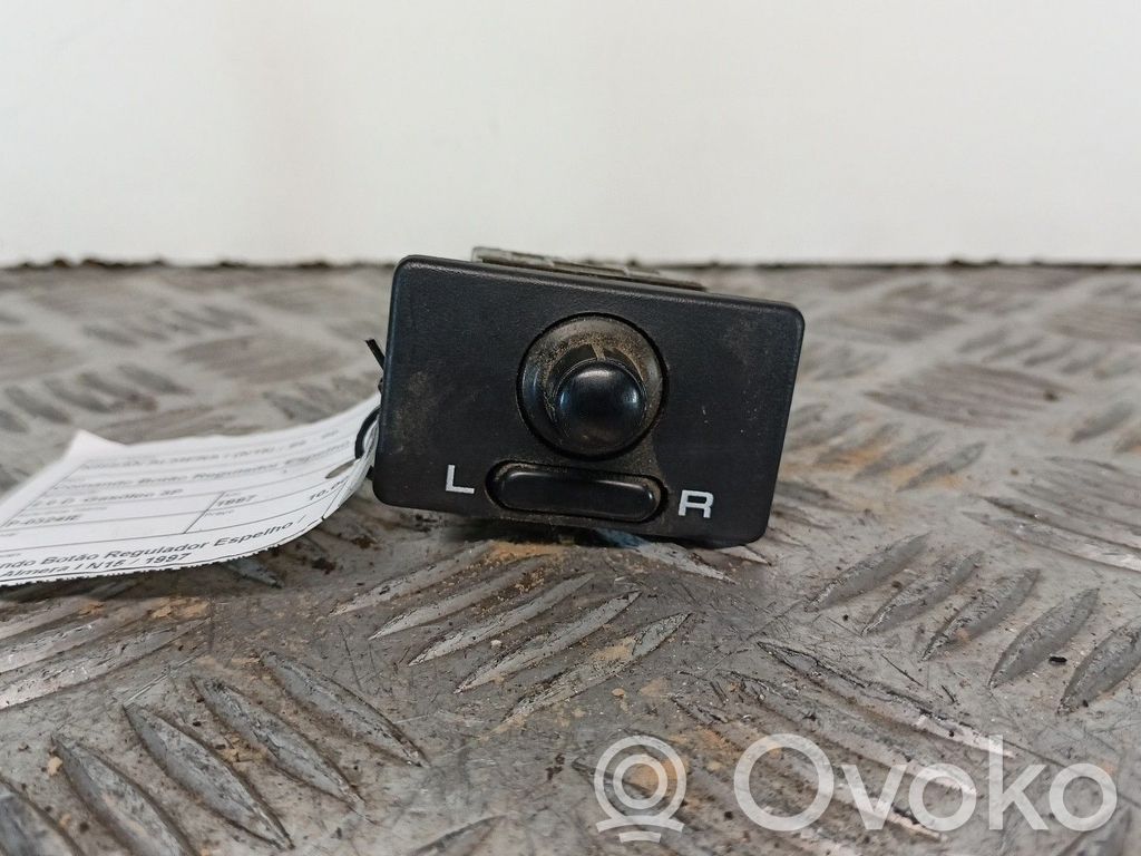 Nissan Almera Wing mirror switch 