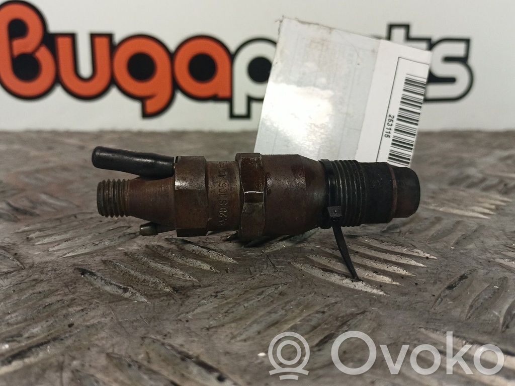 Citroen Saxo Fuel injector 