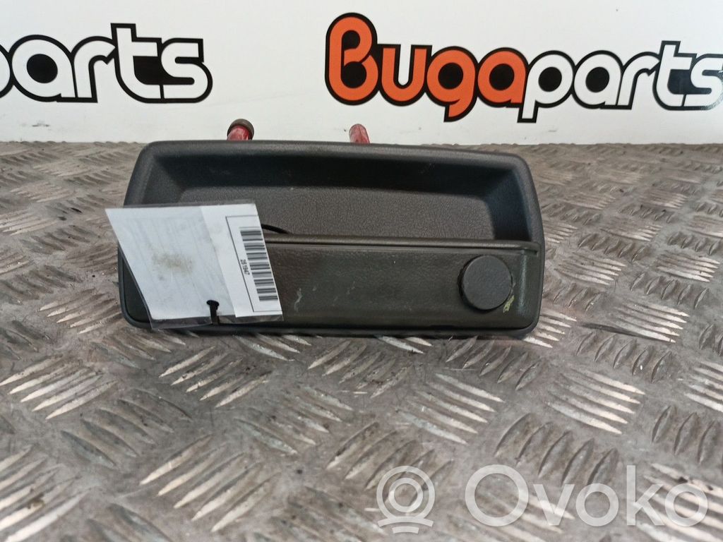 Mitsubishi Colt Отделка задней крышки 