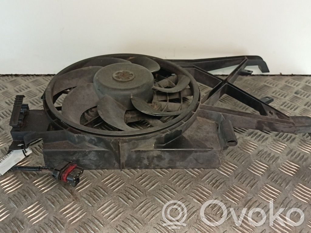 Opel Vectra B Ventilator electric răcire radiator 