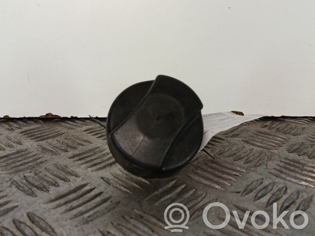 Opel Corsa B Degvielas tvertnes vāciņš 