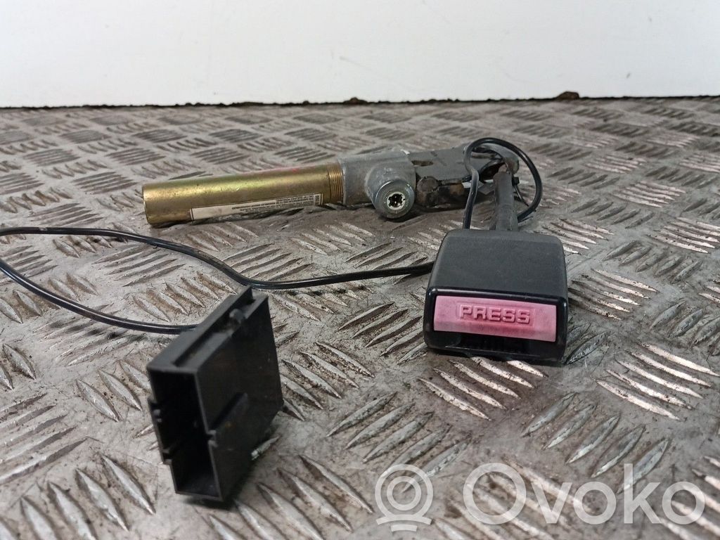 Hebilla del cinturón delantero   7700832665J,ESQUERDO