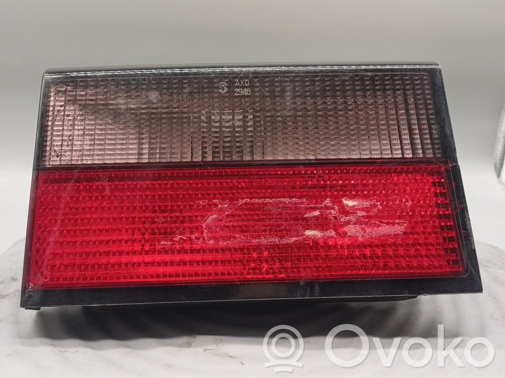 Citroen Xantia Aizmugurējais lukturis pārsegā 