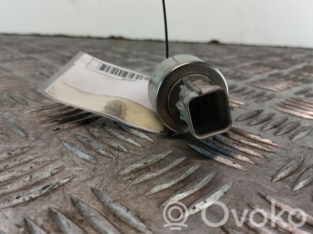 Ilmastointilaitteen putki (A/C)   591270100,283007,B837