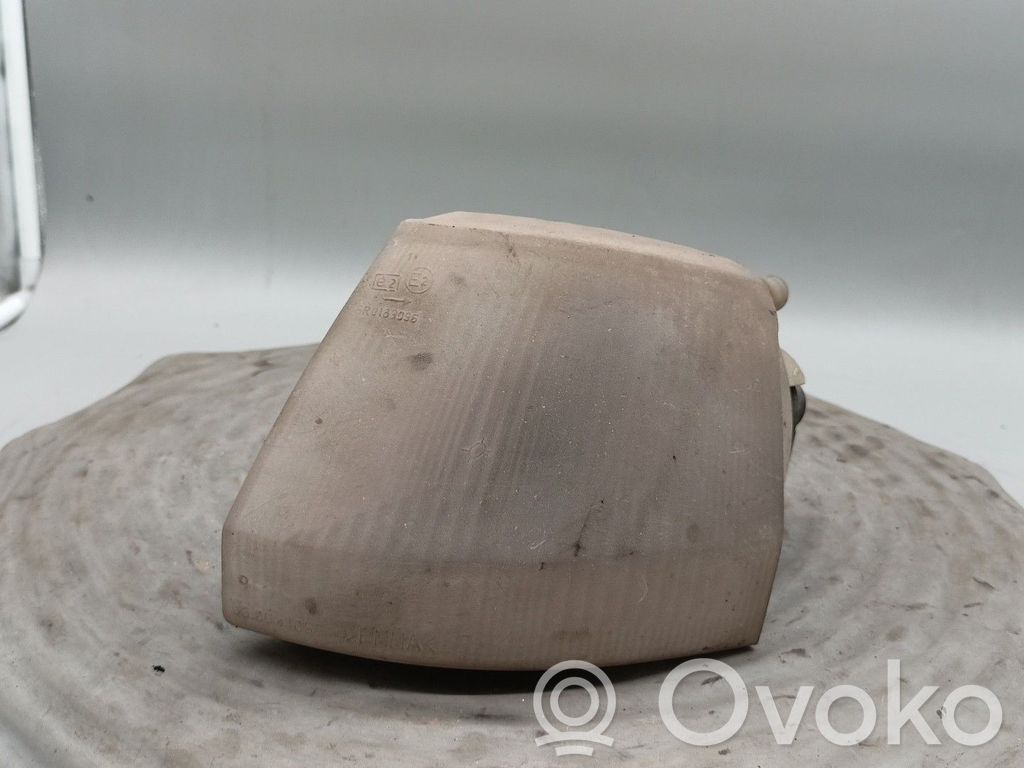 Peugeot 106 Blinker vorne Stoßstange 