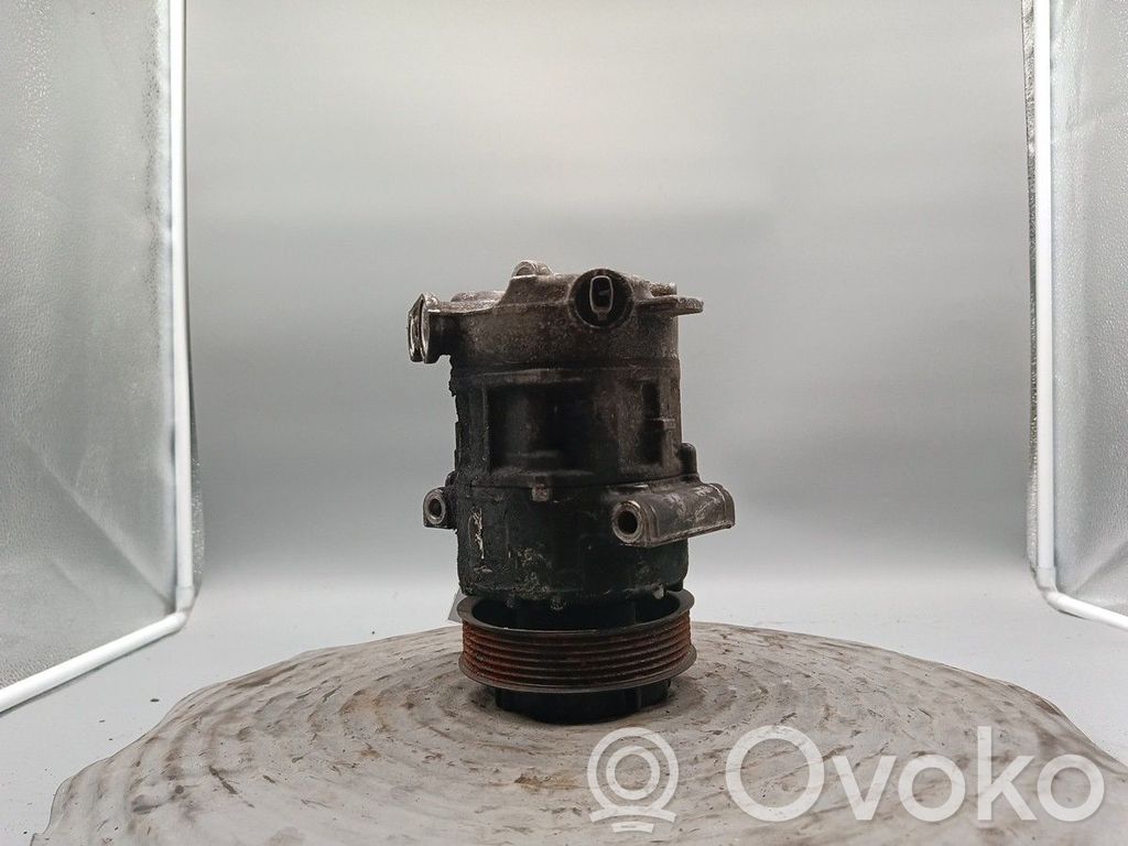 Ilmastointilaitteen kompressorin pumppu (A/C)   95516233,55703721,95524436