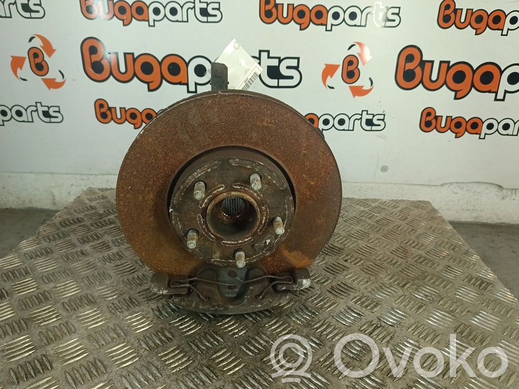 Ford Focus Передний поворотный кулак (ступица, цапфа) 
