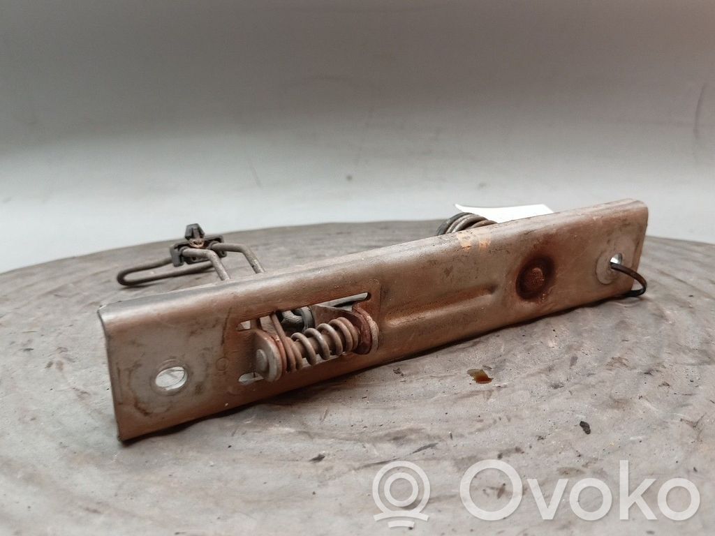 Renault Clio II Engine bonnet/hood lock/latch loop/hook 