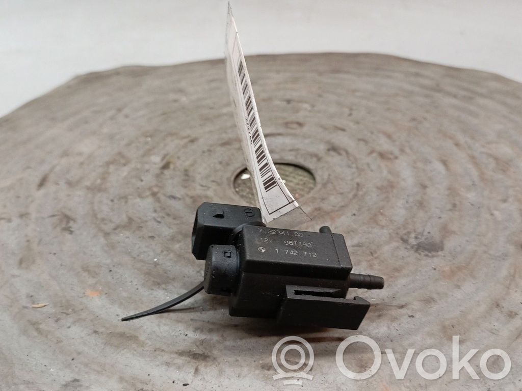 Solenoīda vārsts   72234100,1742712