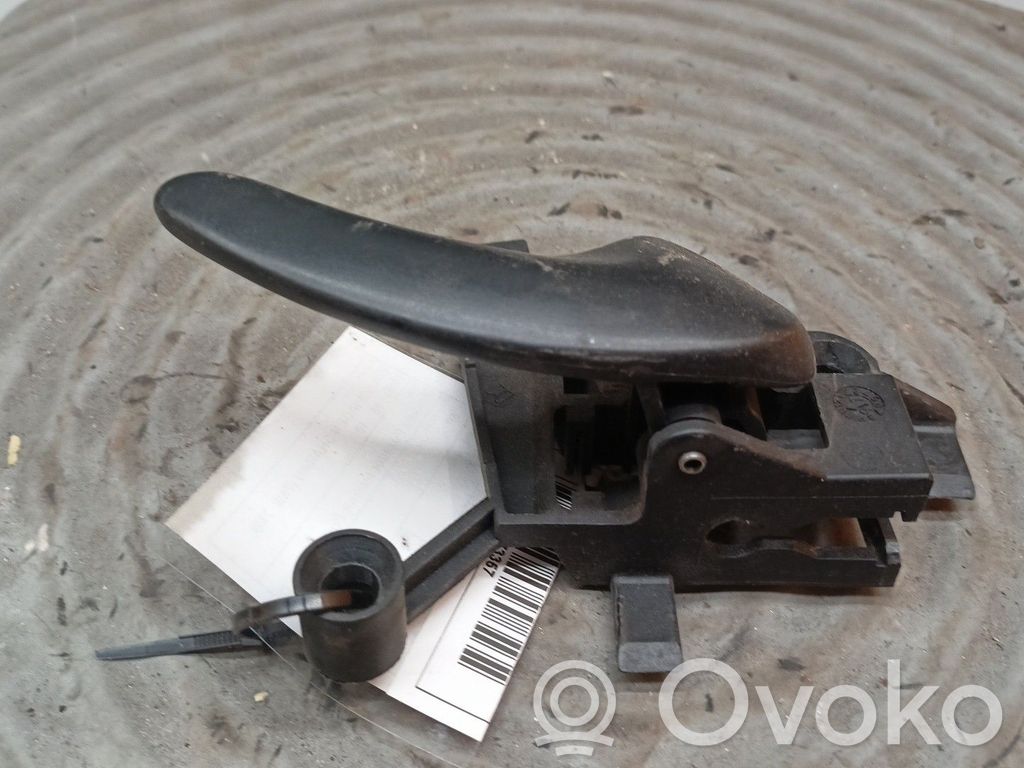 Etuoven ulkokahvan kehys   7M0837020A,7M0837020A01C