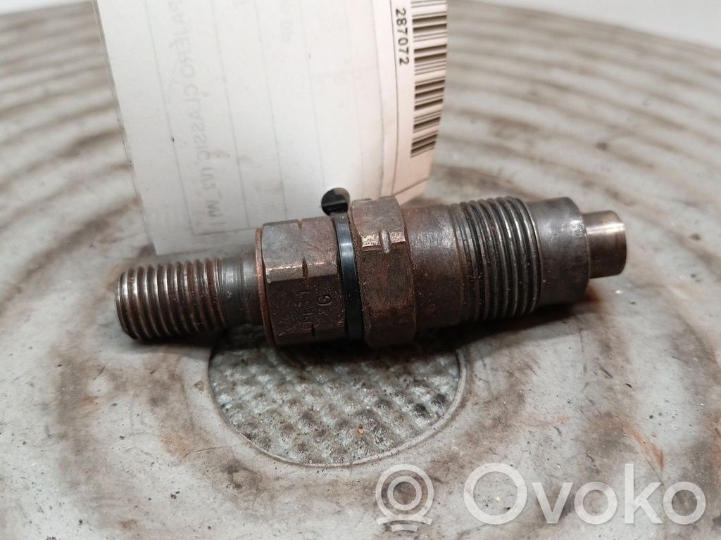 Inyector de combustible   MD103301,4D56,MD196607