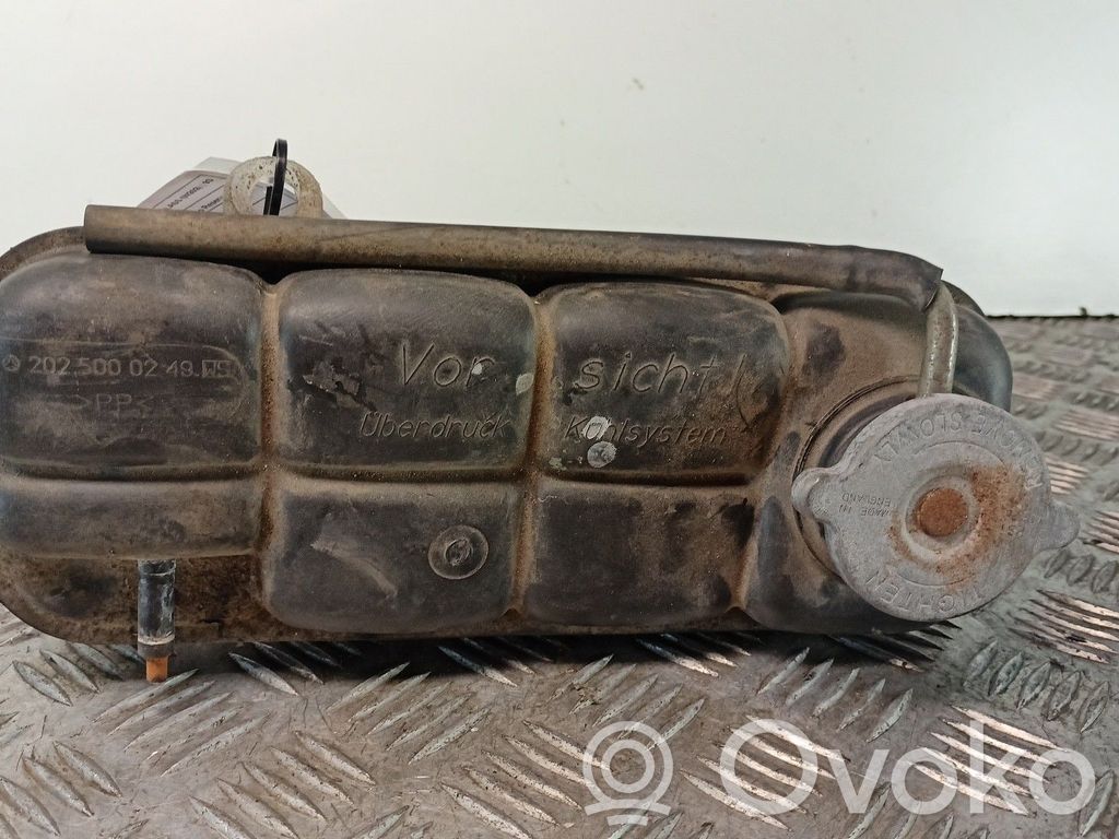 Mercedes-Benz C W202 Jäähdytysnesteen paisuntasäiliö 