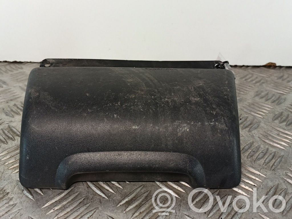 Car ashtray   008262672