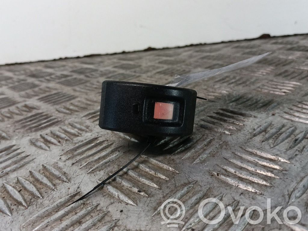 Hazard light switch   90561385,90437428