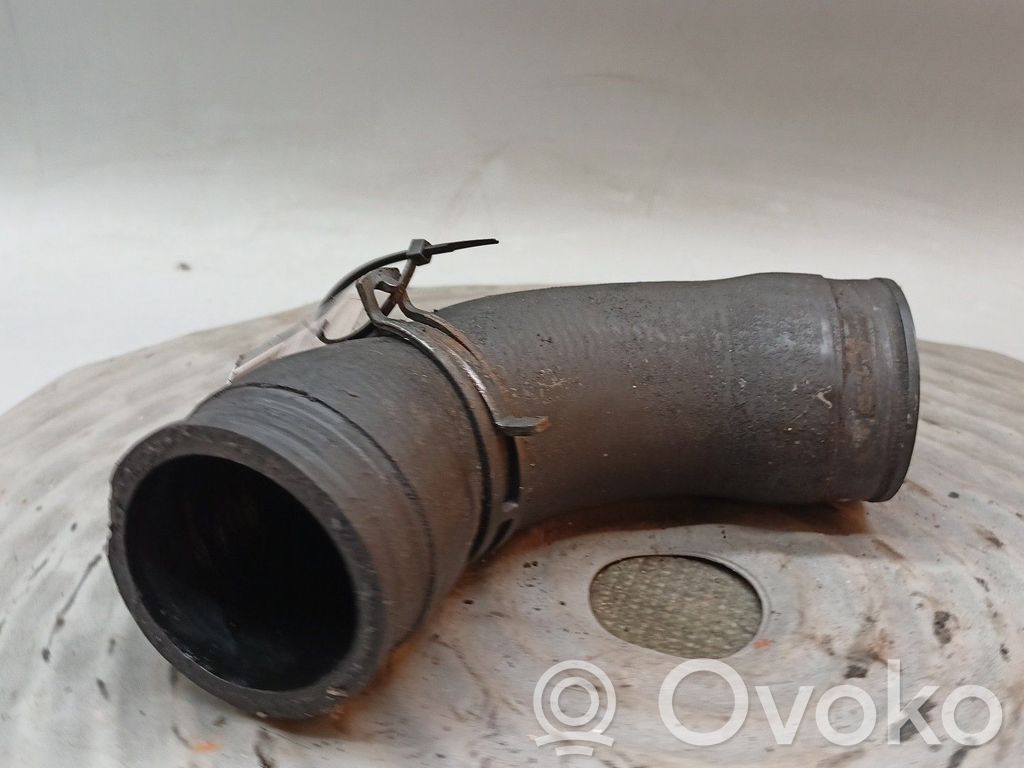 Interkūlera šļūtene (-es) / caurule (-es)   7M0145840