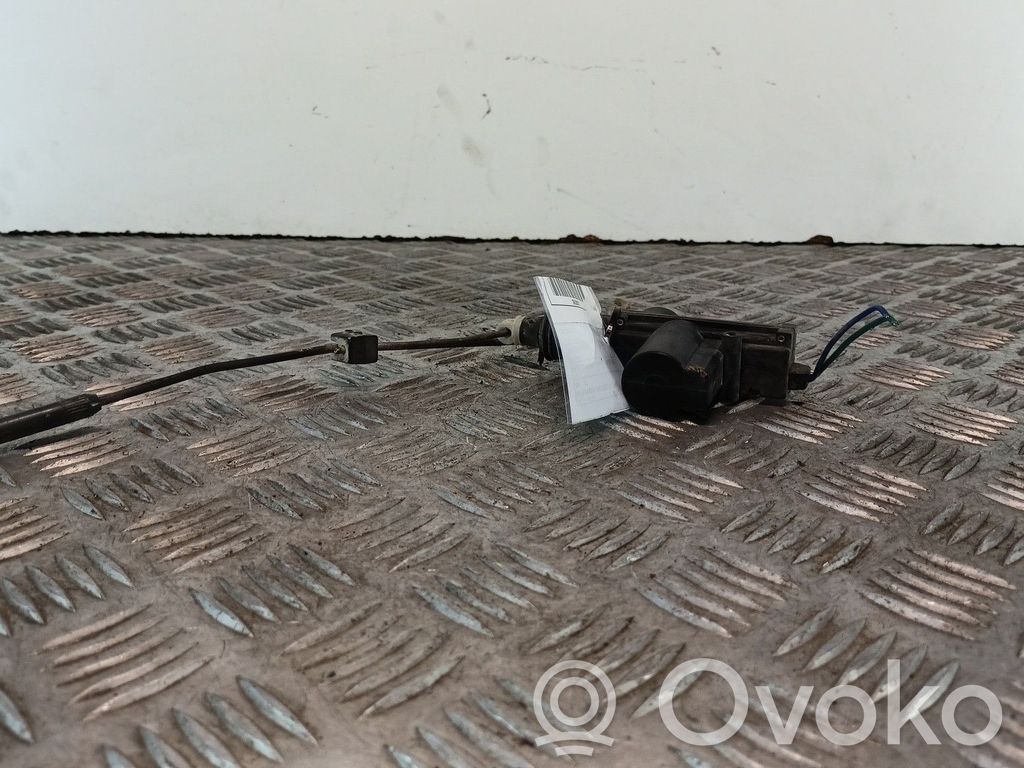 Hyundai Accent Motor de la cerradura de la puerta delantera 