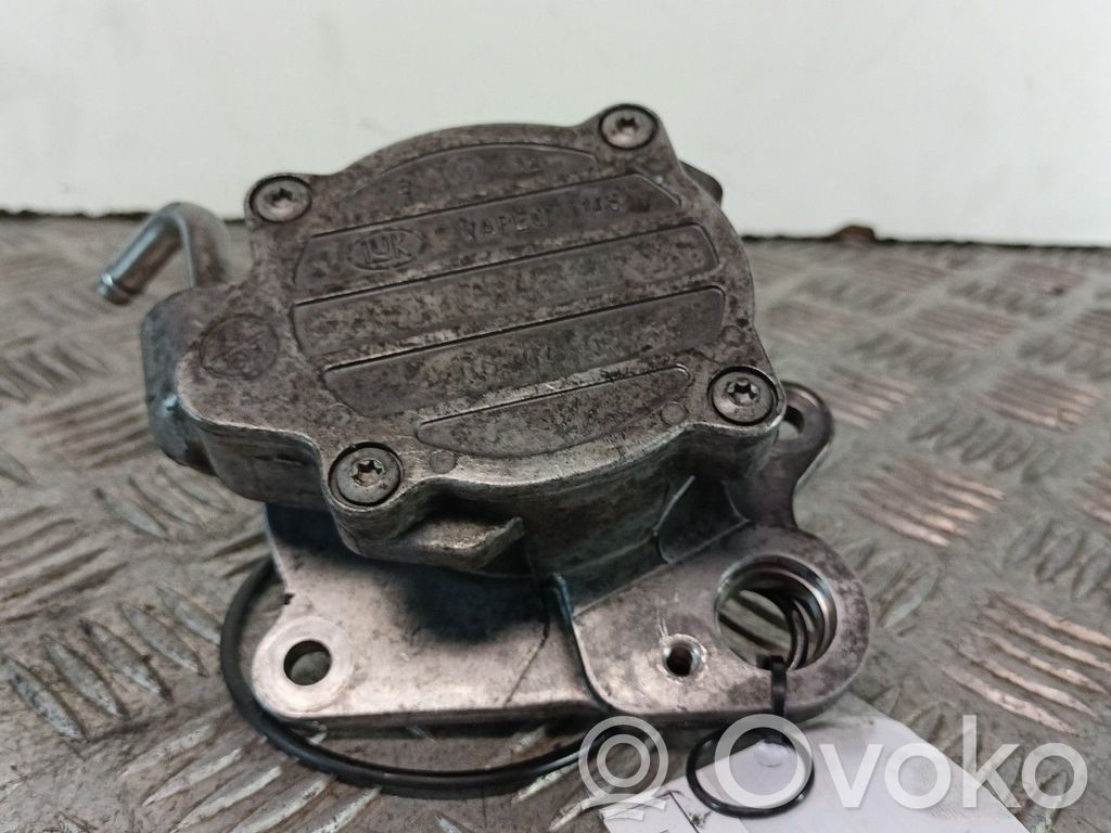 Toyota Corolla Verso E121 Vacuum pump 