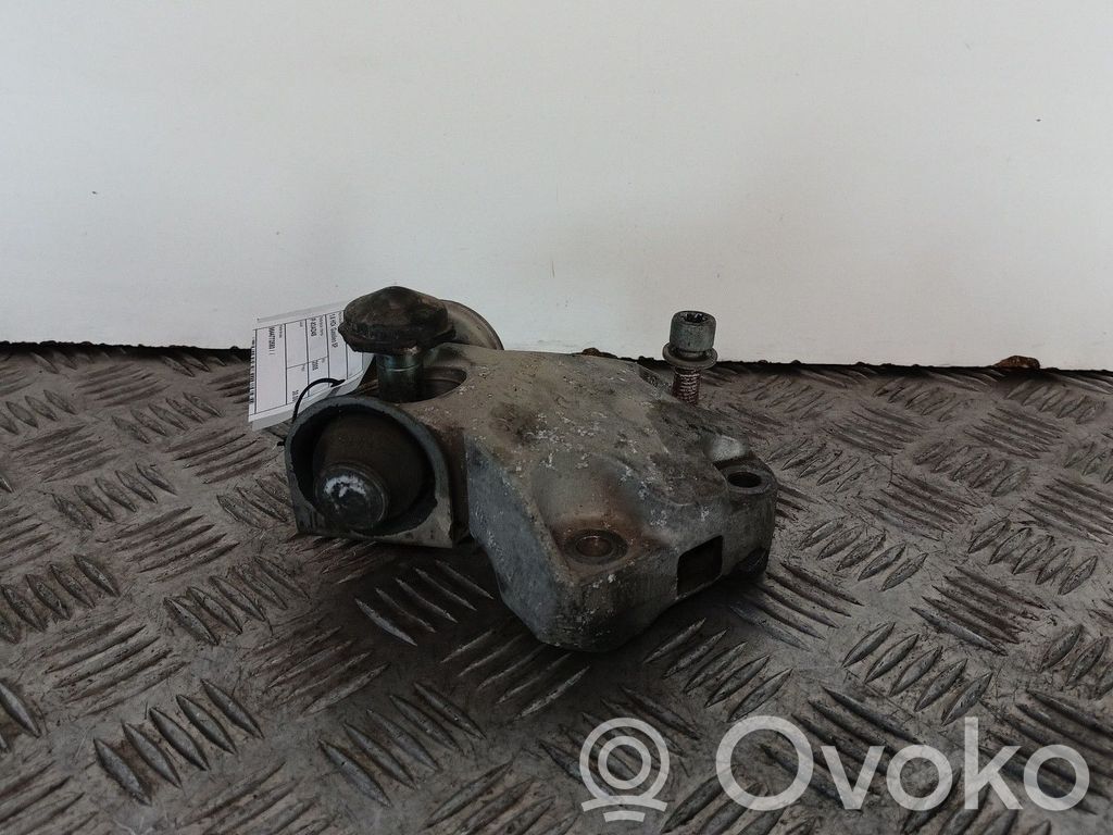 Dzinēja spilvens   9644772580