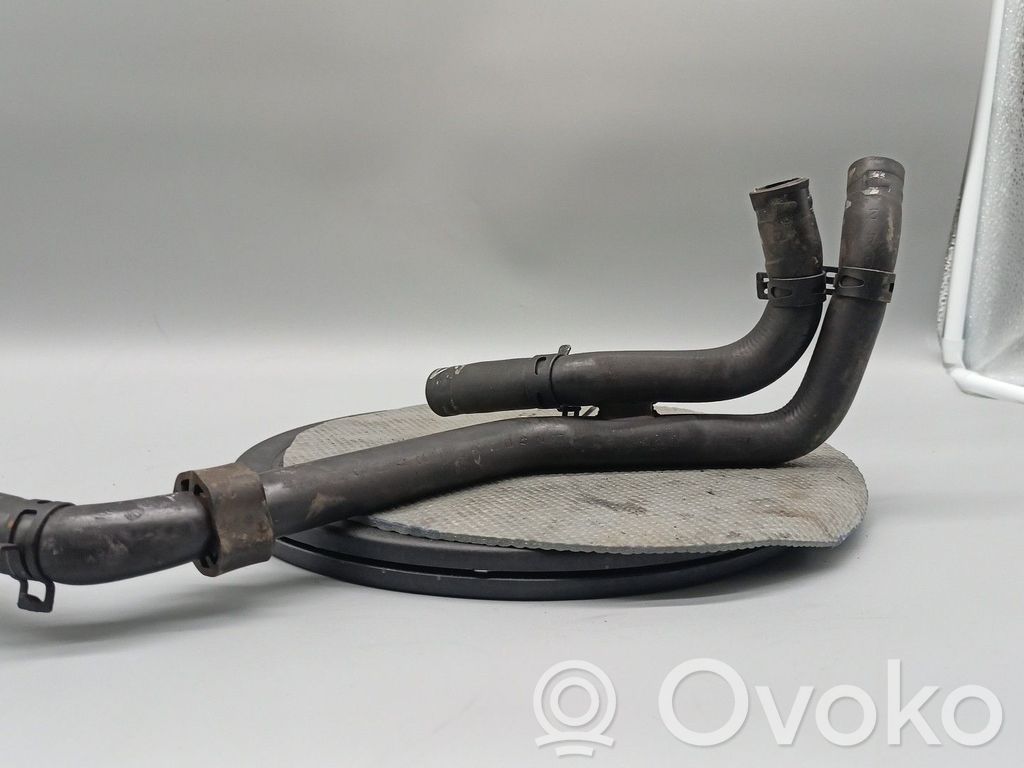 Audi A4 S4 B7 8E 8H Conductă/furtun lichid de răcire 