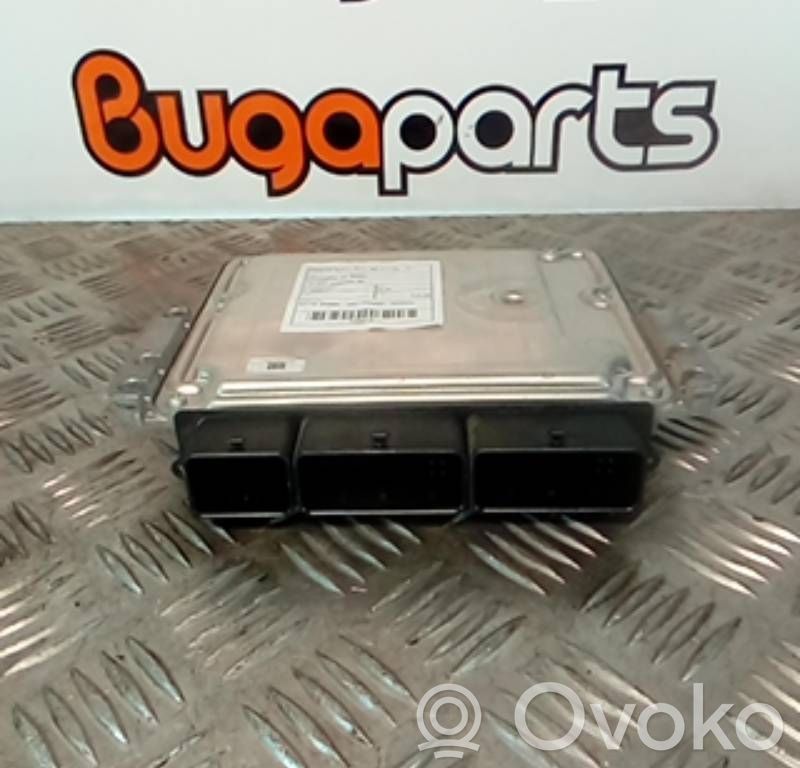 Calculateur moteur ECU   23710,0281032989,BOSCH,XH30C
