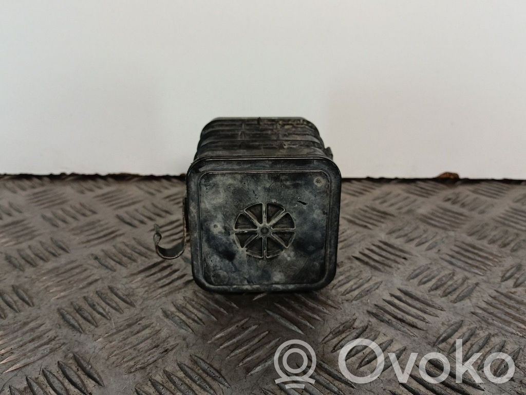 Mitsubishi Space Star Air filter box 