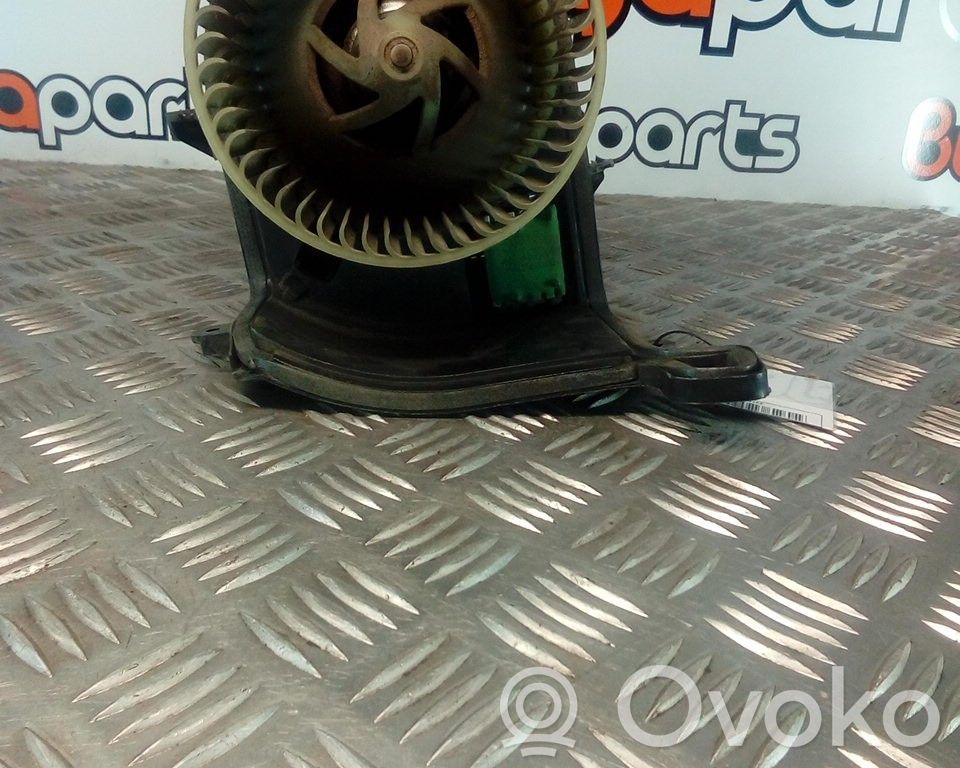 Heizungslüfter   127121200,MAGNETIMARELLI