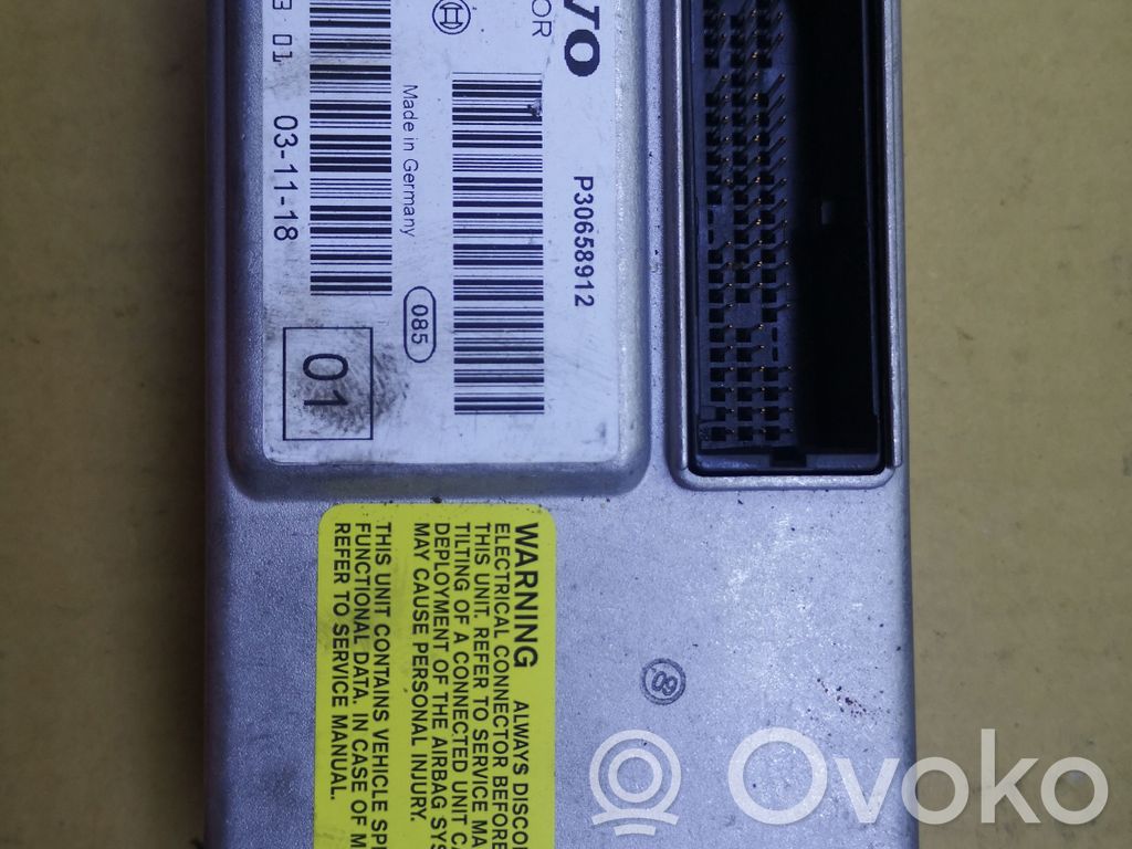 Airbag control unit/module   P30658912