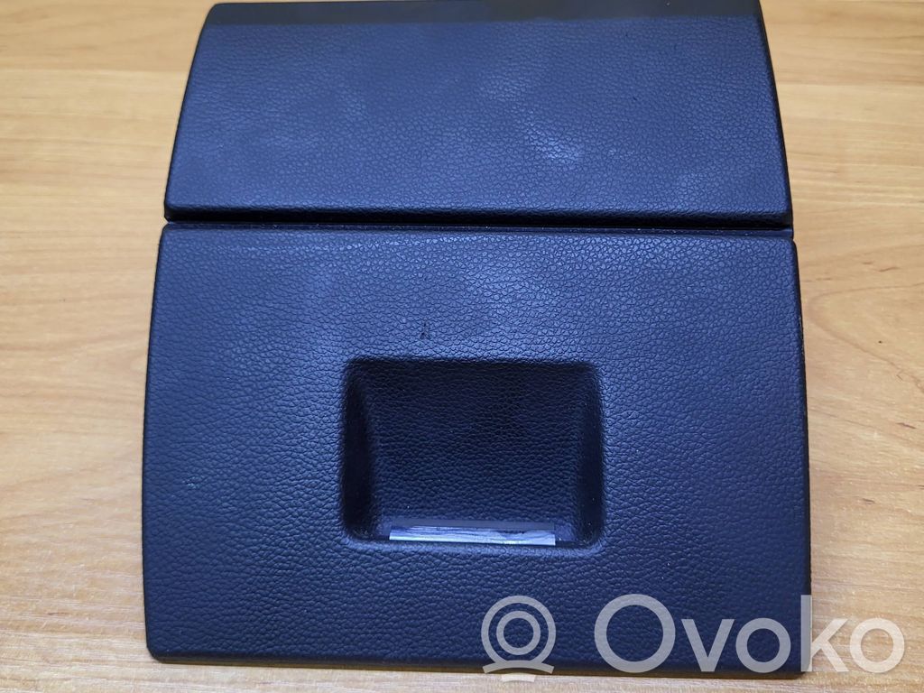 Handschuhfach   7132866,10822910