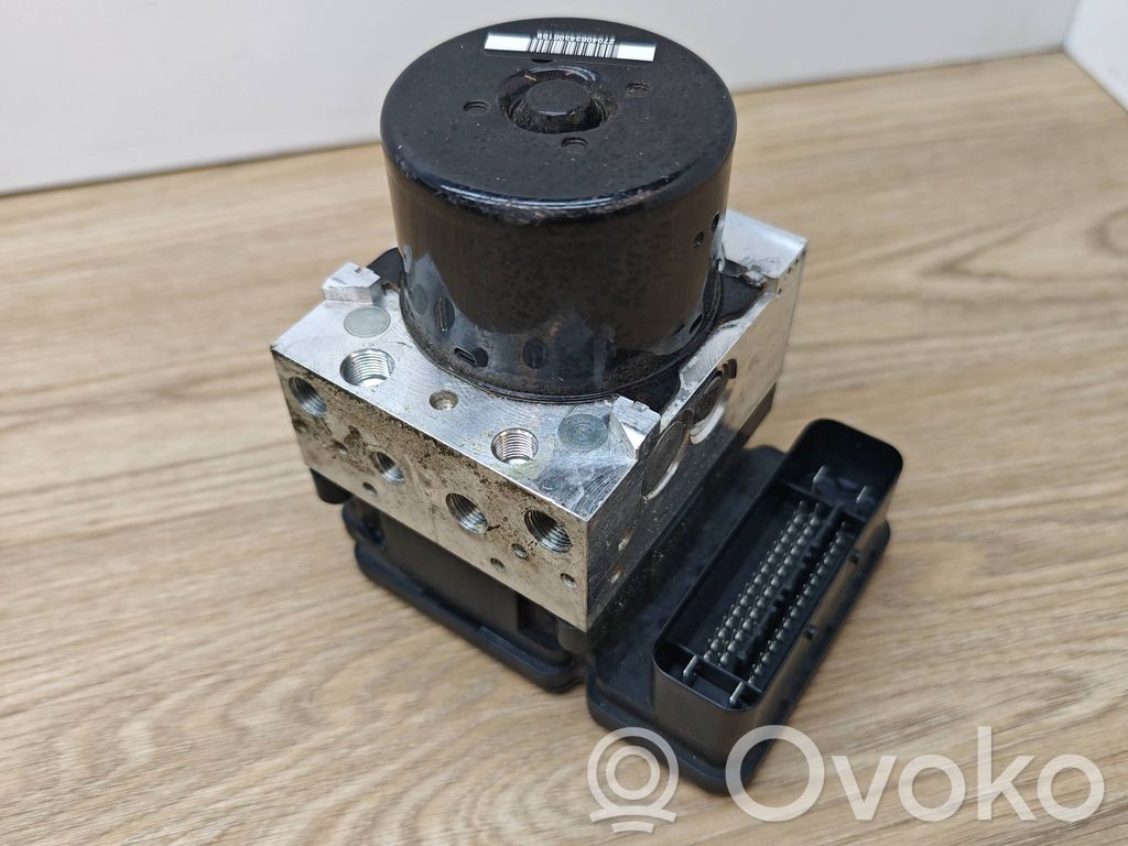 Volvo XC70 ABS Pump 